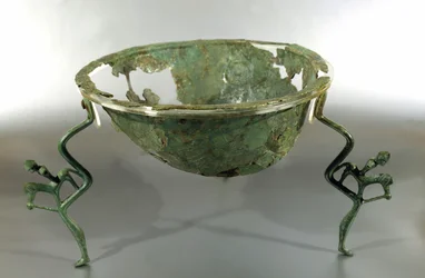 Trípode, de la Tumba XLIII de 